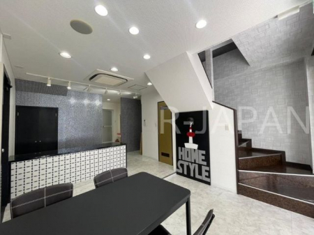 ���̑����ρ@�G���g�����X