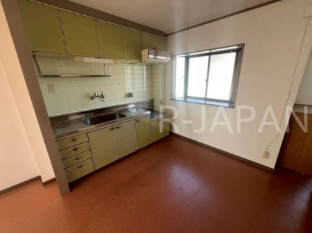 �g�C���@�L�b�`��