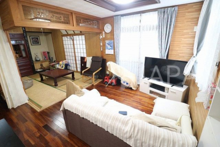 ���r���O�@�ݔ�