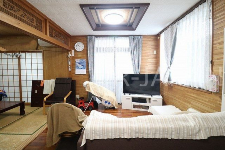 ���r���O�@�ݔ�