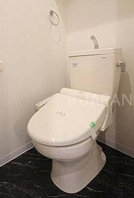 �g�C���@�g�C��