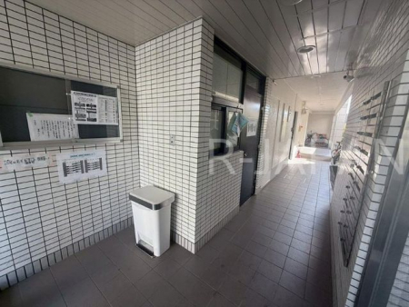 ���̑��@�G���g�����X