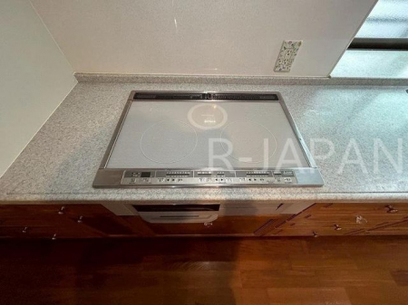 �L�b�`���@�ݔ�