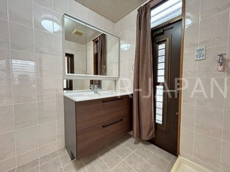 ���ʑ�E���ʏ��@����