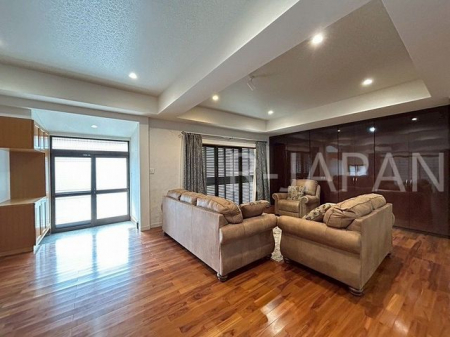 ���r���O�@���r���O