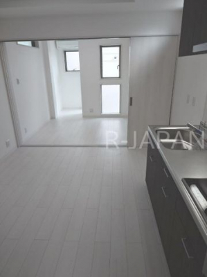 ���r���O�@���r���O